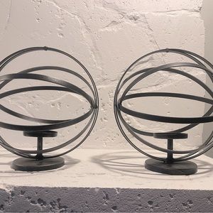 2 candle holder decor pieces